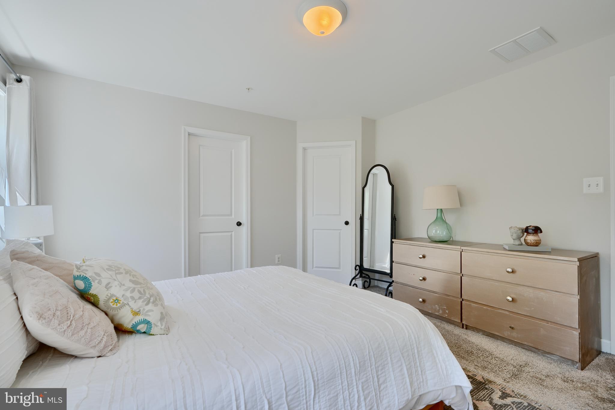 HOMELAND HISTORIC DISTRICT - Residential