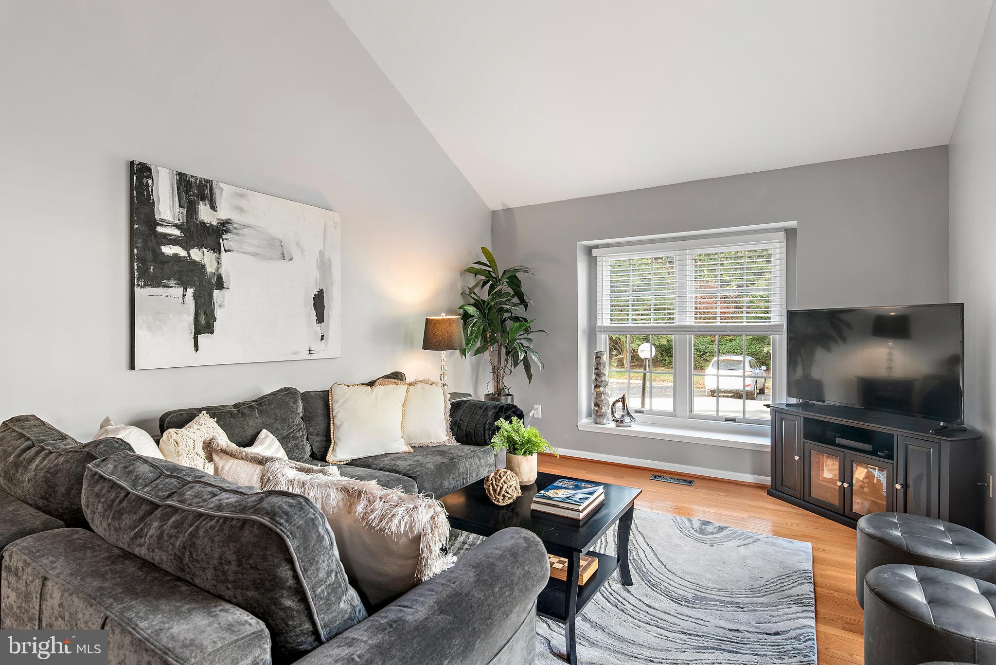 RIVA TRACE - Residential