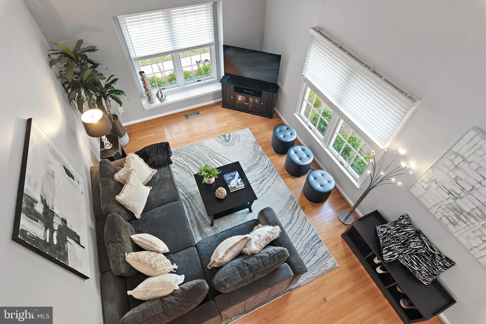 RIVA TRACE - Residential