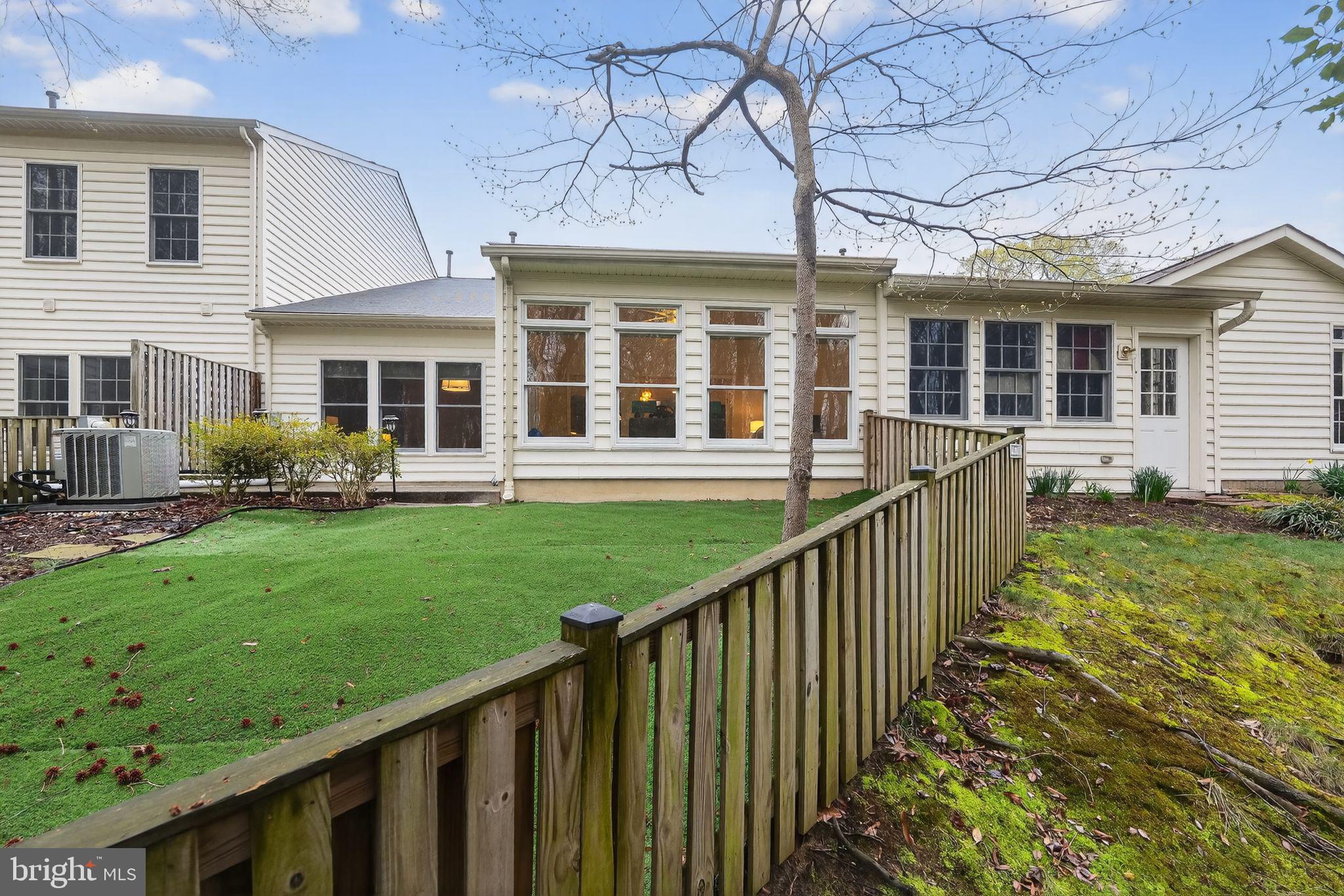 SOUTH RIVER COLONY - Residential