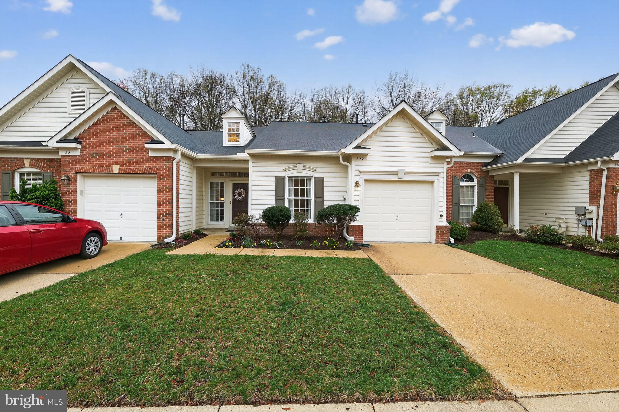 SOUTH RIVER COLONY - Residential