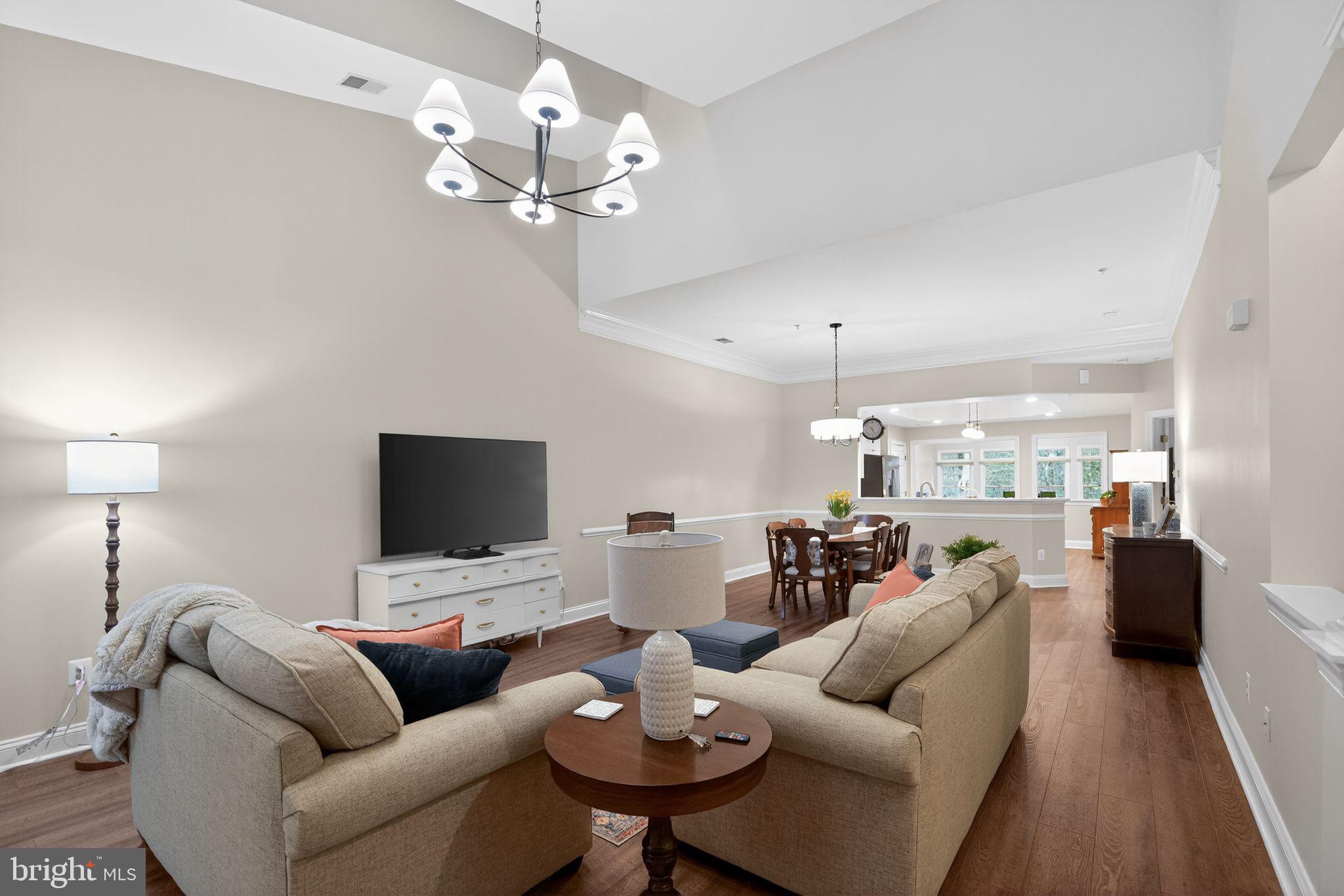 SOUTH RIVER COLONY - Residential