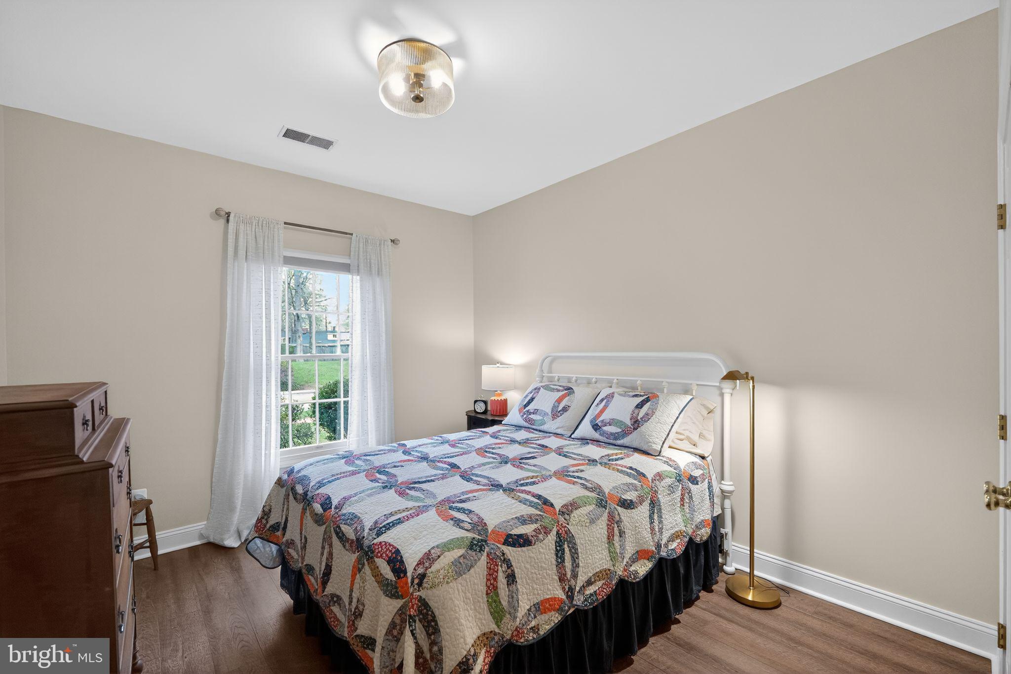 SOUTH RIVER COLONY - Residential