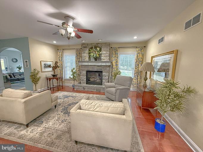 SOUTHRIDGE - Residential