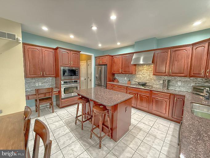 SOUTHRIDGE - Residential