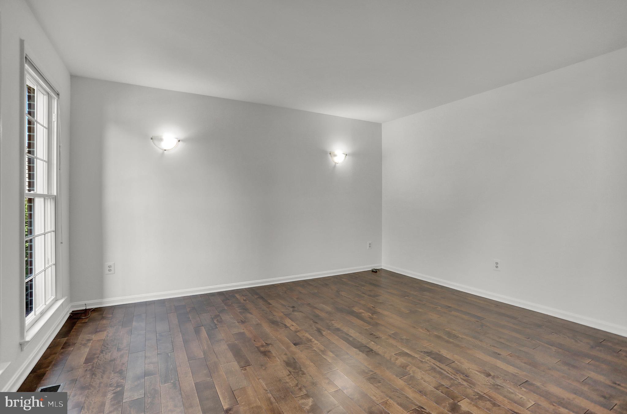 BRIERHILL ESTATES - Residential