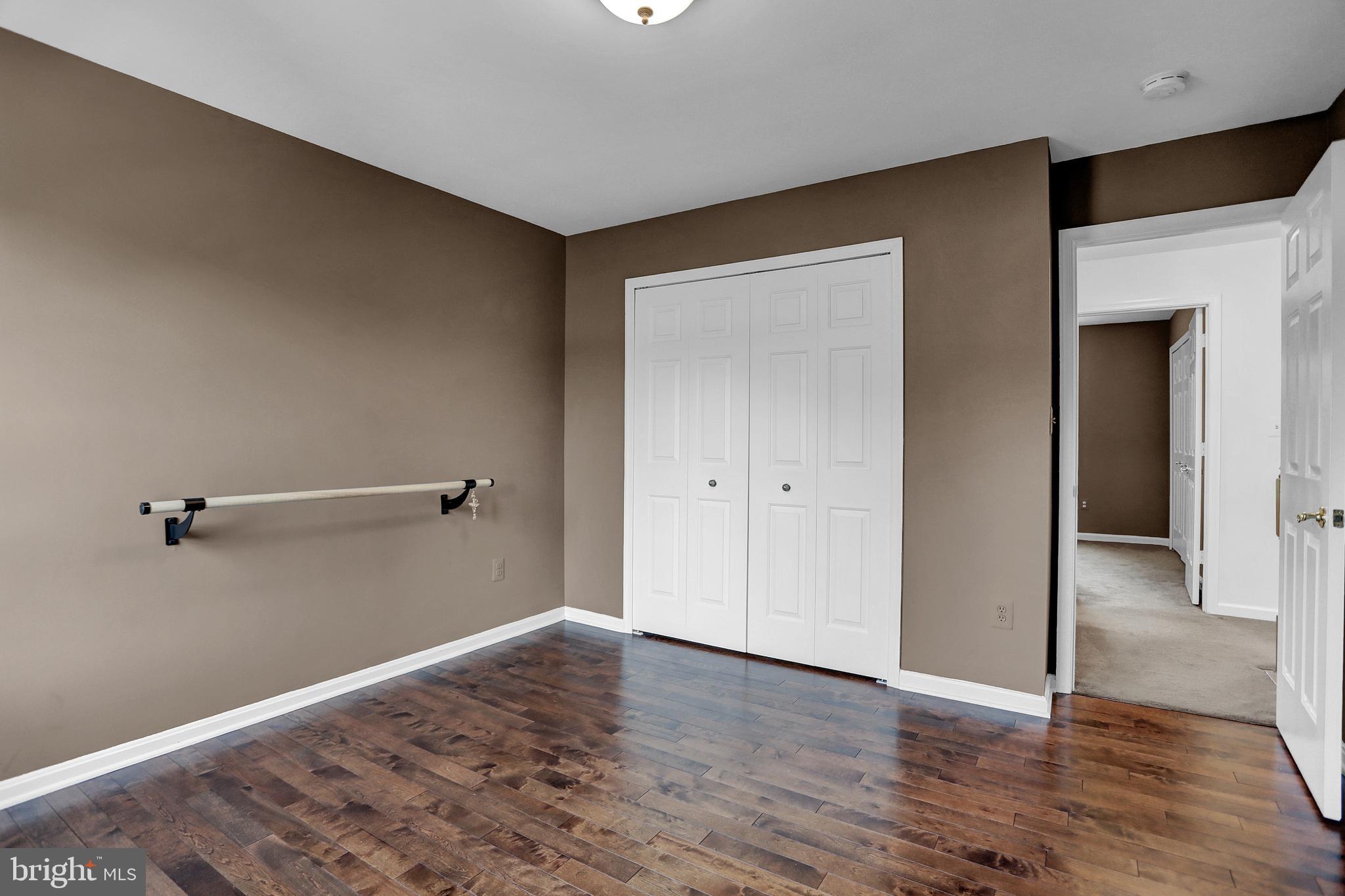 BRIERHILL ESTATES - Residential