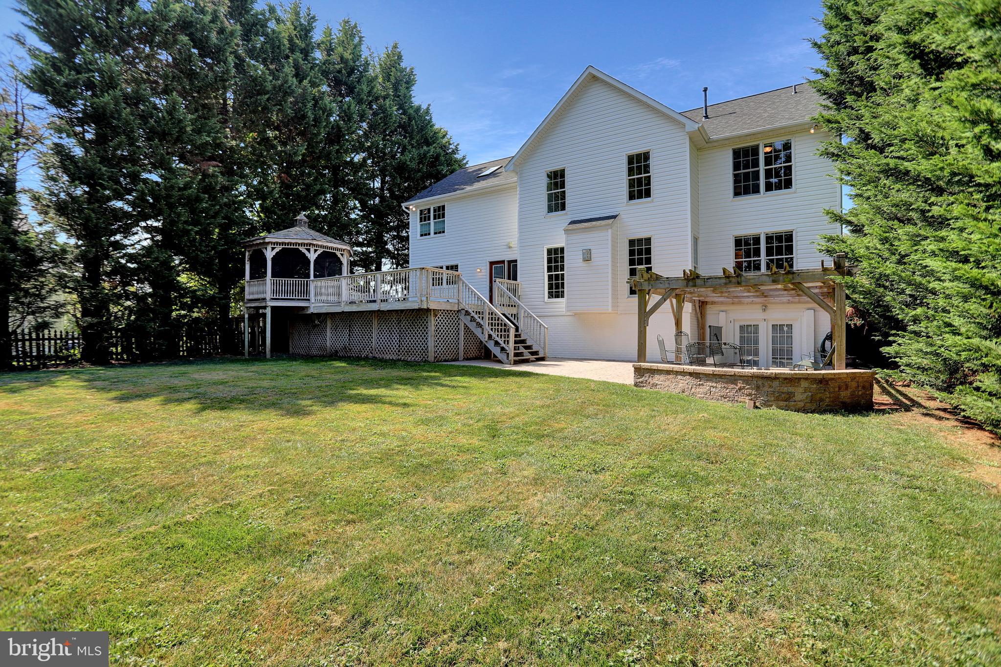 BRIERHILL ESTATES - Residential