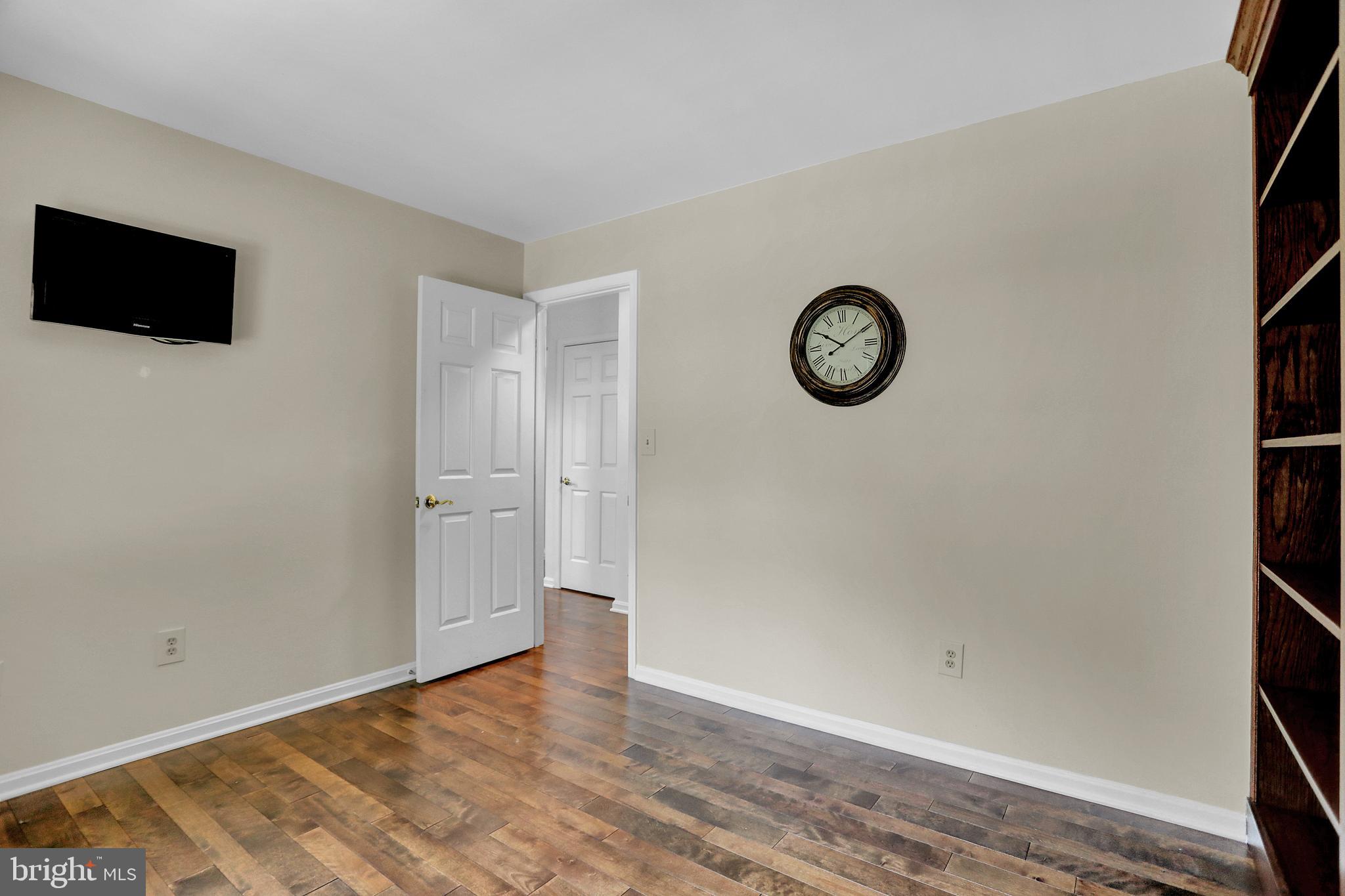 BRIERHILL ESTATES - Residential