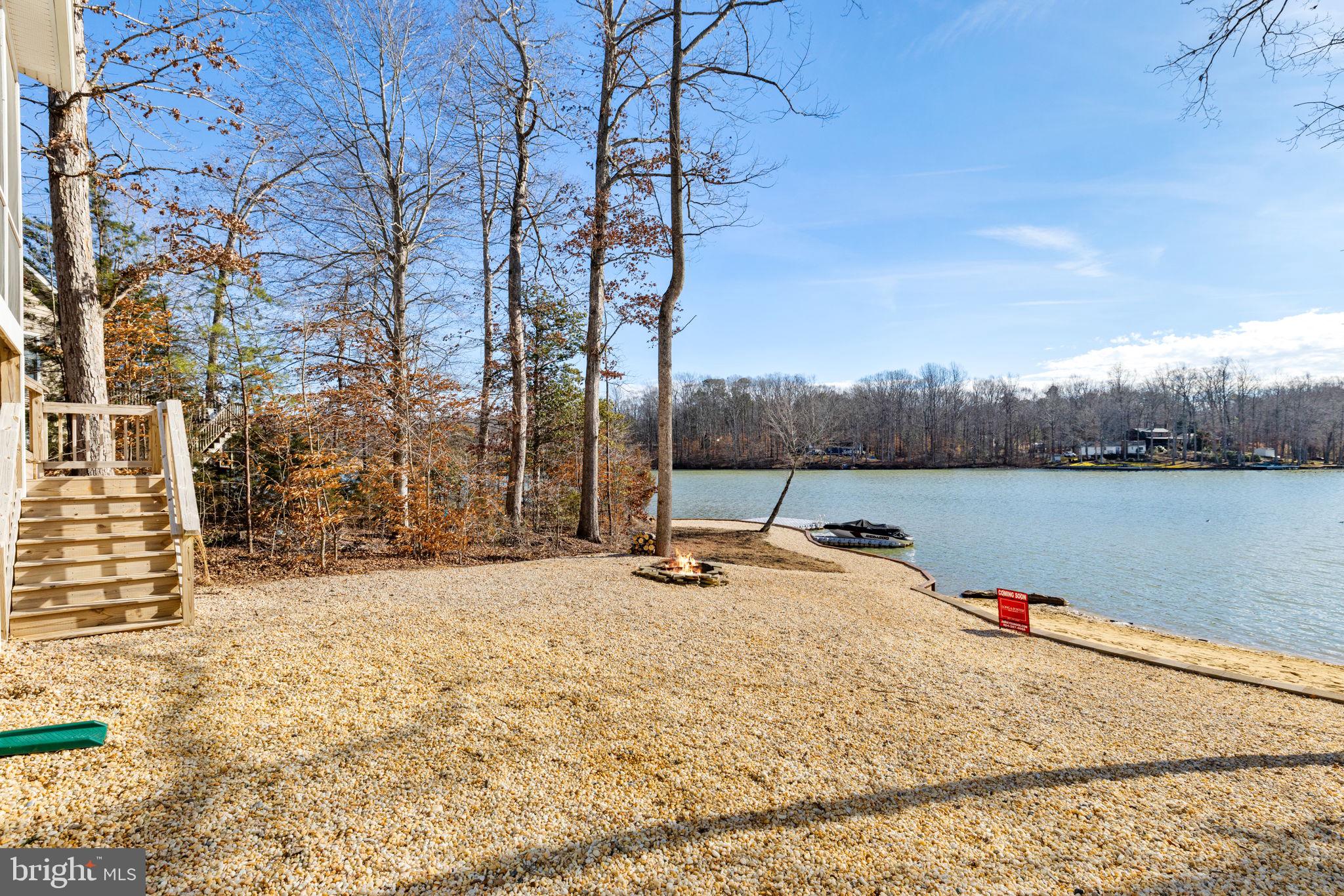 LAKE LAND OR - Residential