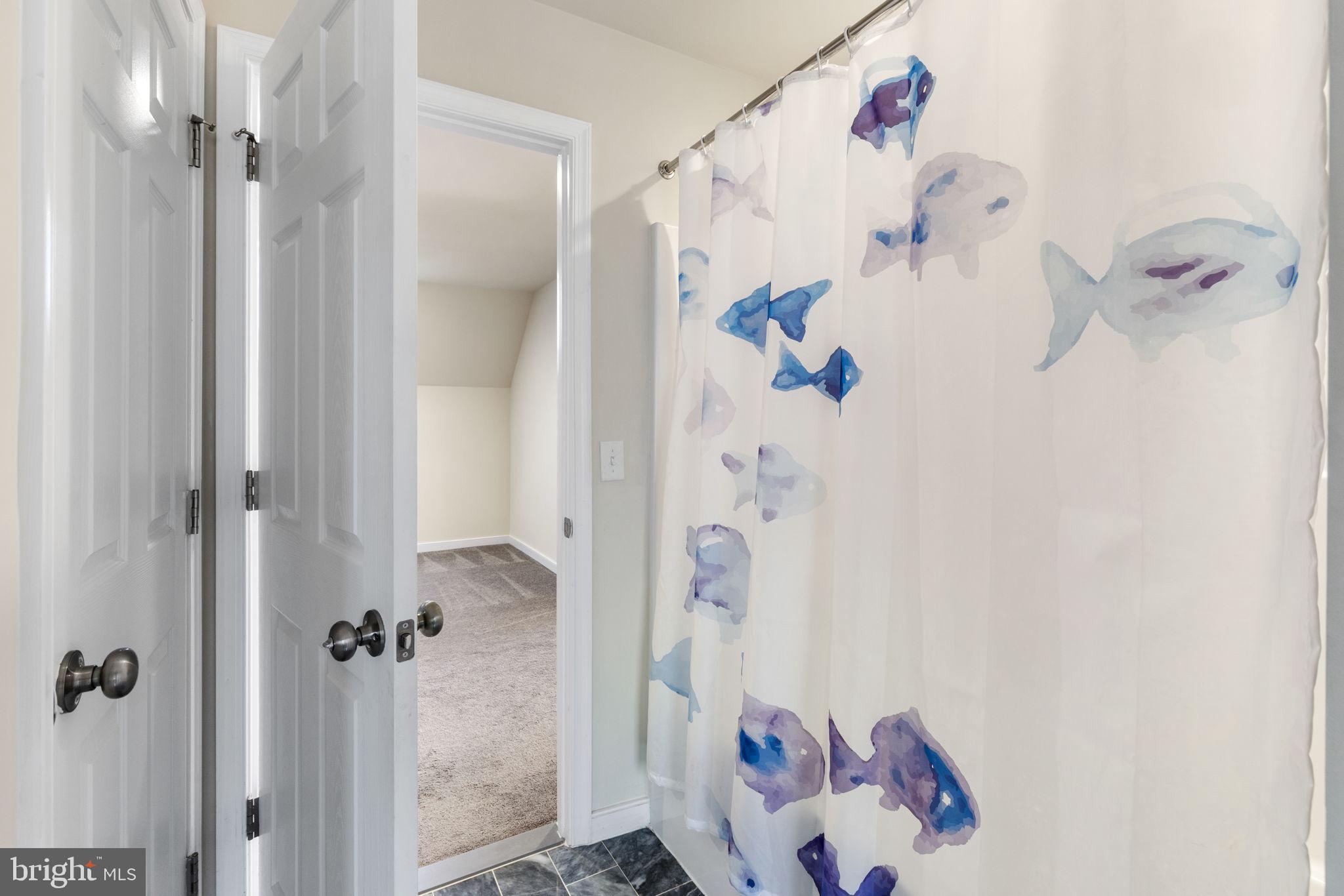 LAKE LAND OR - Residential