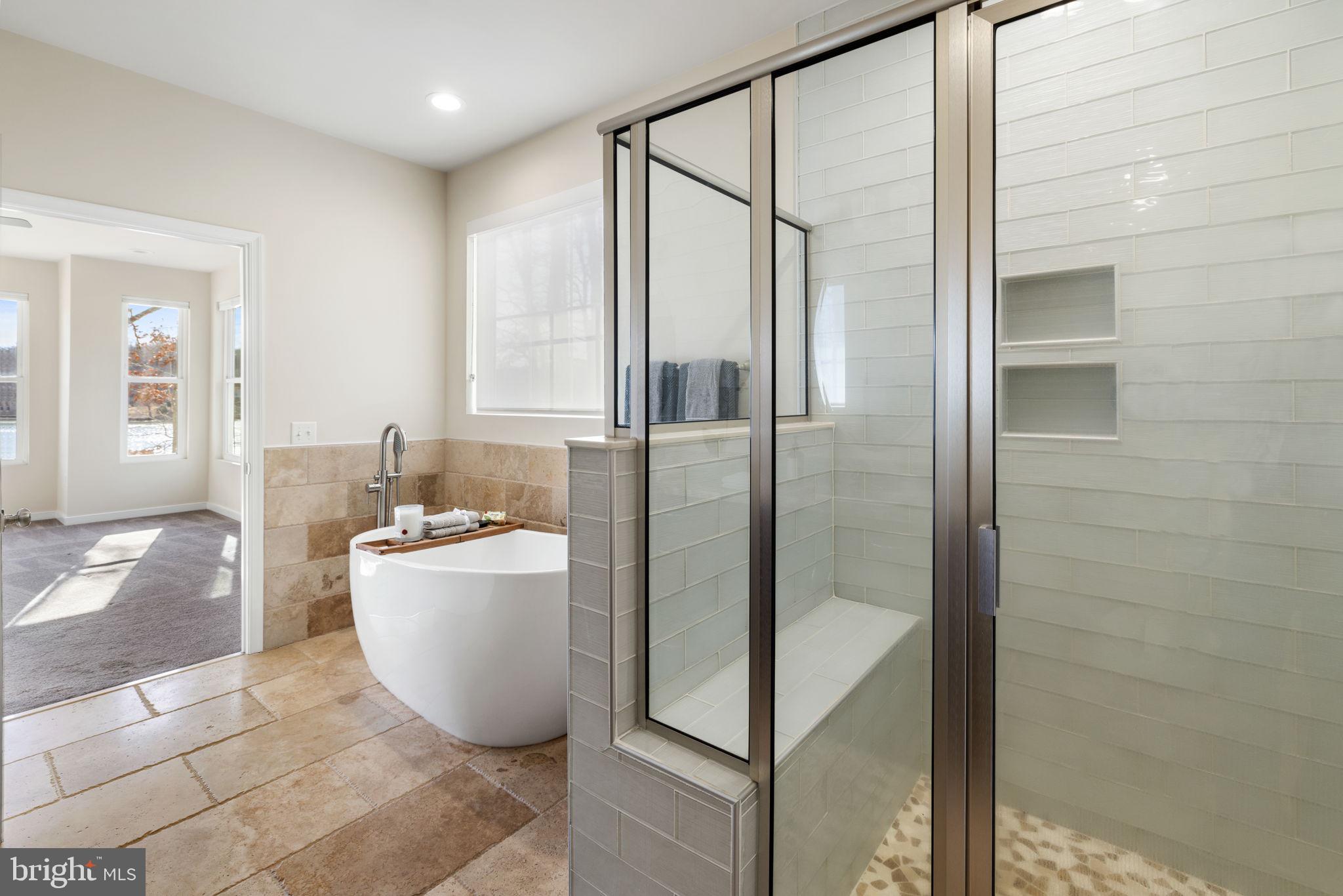 LAKE LAND OR - Residential