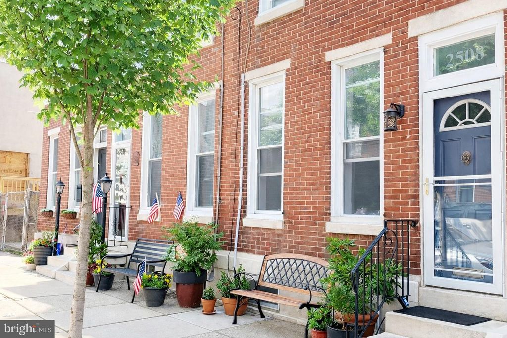 Photo of 2508 Tulip Street, PHILADELPHIA, PA 19125 (MLS # PAPH2589980)