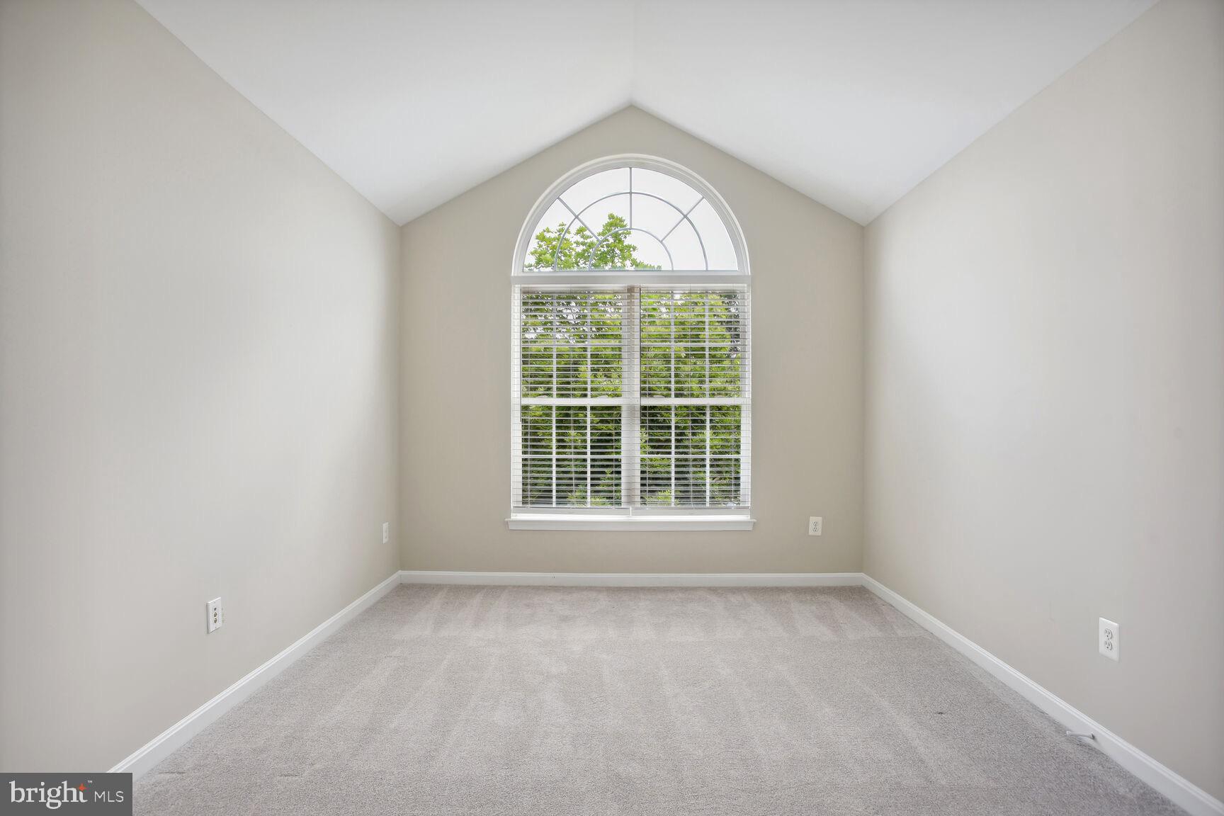 BROADLANDS - Residential Lease