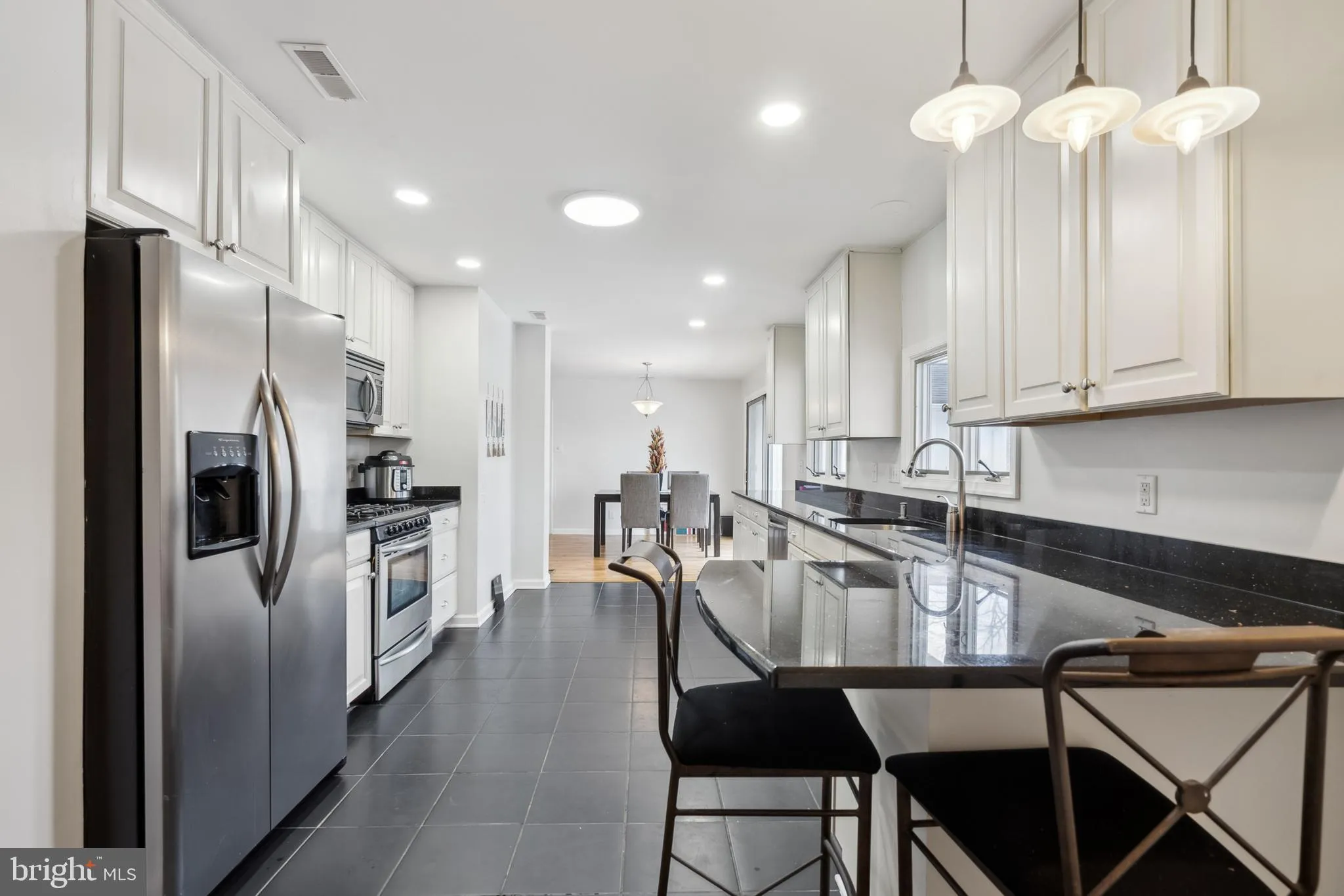 Philadelphia, Pennsylvania 19115, United States, 5 Bedrooms Bedrooms, ,3 BathroomsBathrooms,Residential,Pending,11875