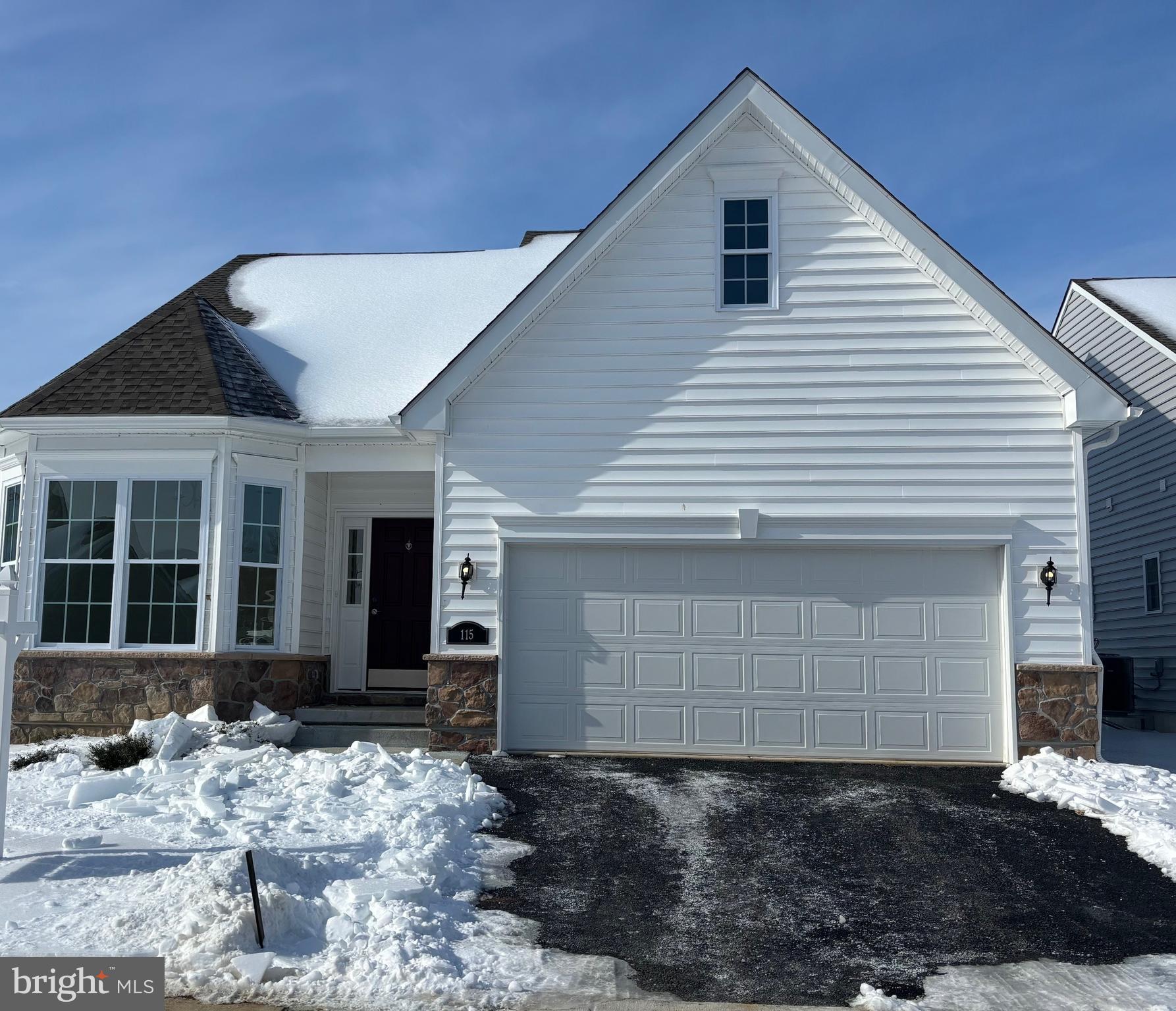 VILLAGE OF EASTRIDGE - Residential