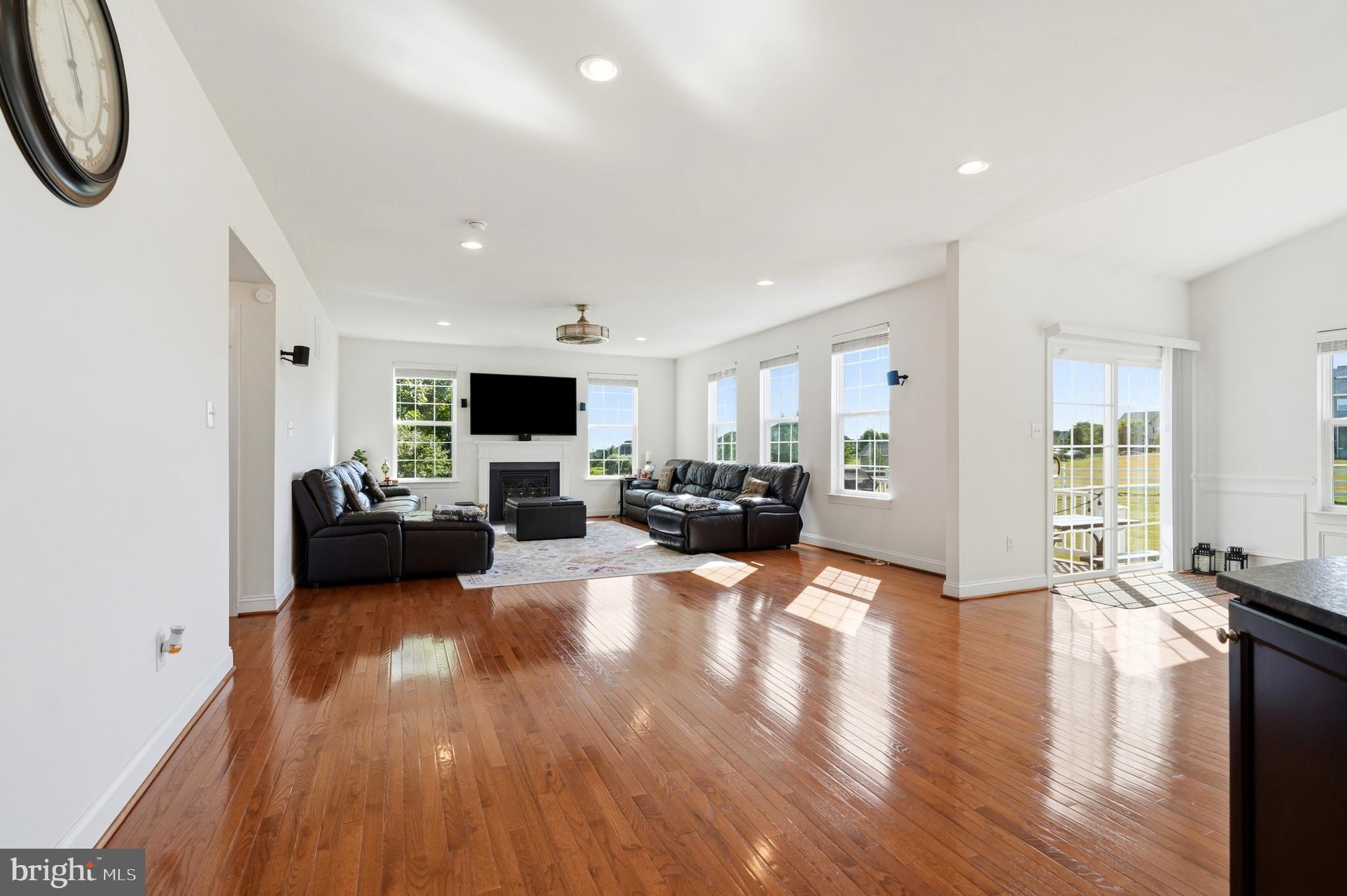 914 HILLTOWN PIKE