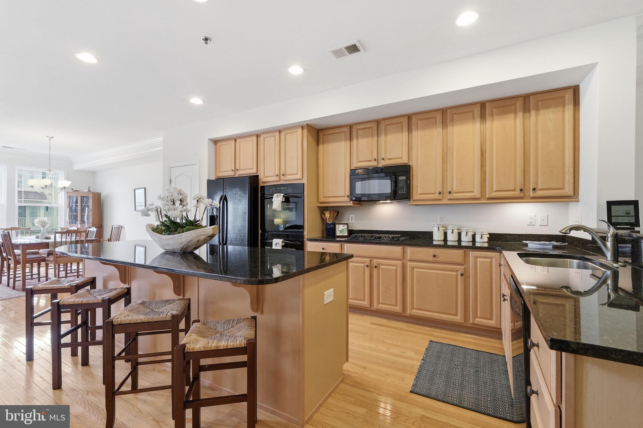 NORTH BEACH - Residential