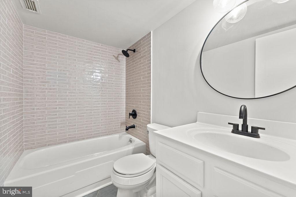 CENTURY SOUTH - Residential