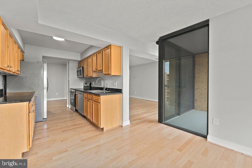 CENTURY SOUTH - Residential