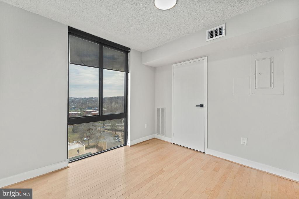 CENTURY SOUTH - Residential