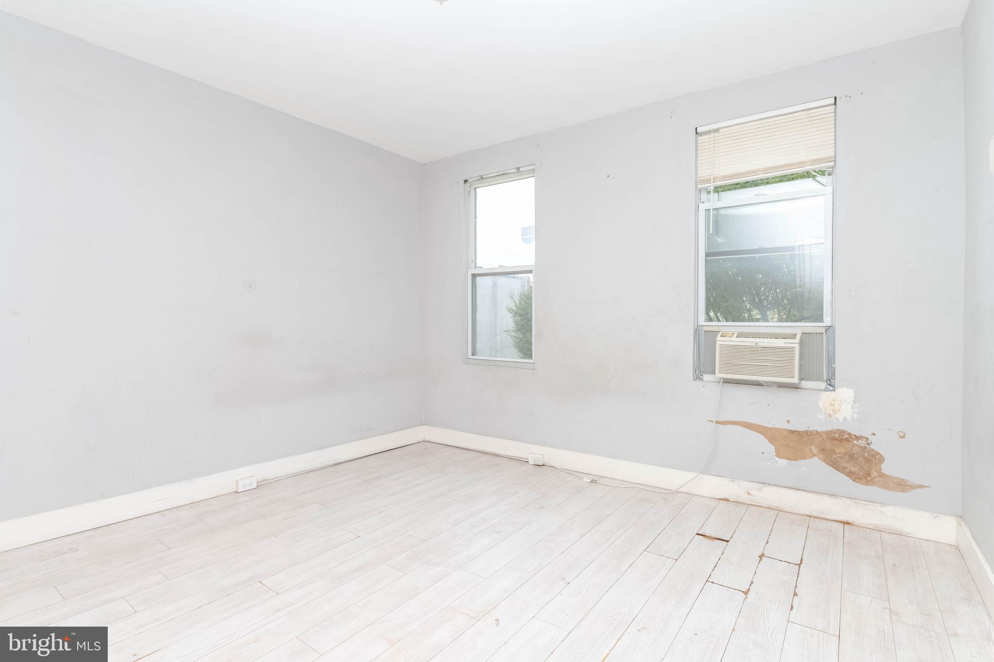 SHIPLEY HILL - Residential