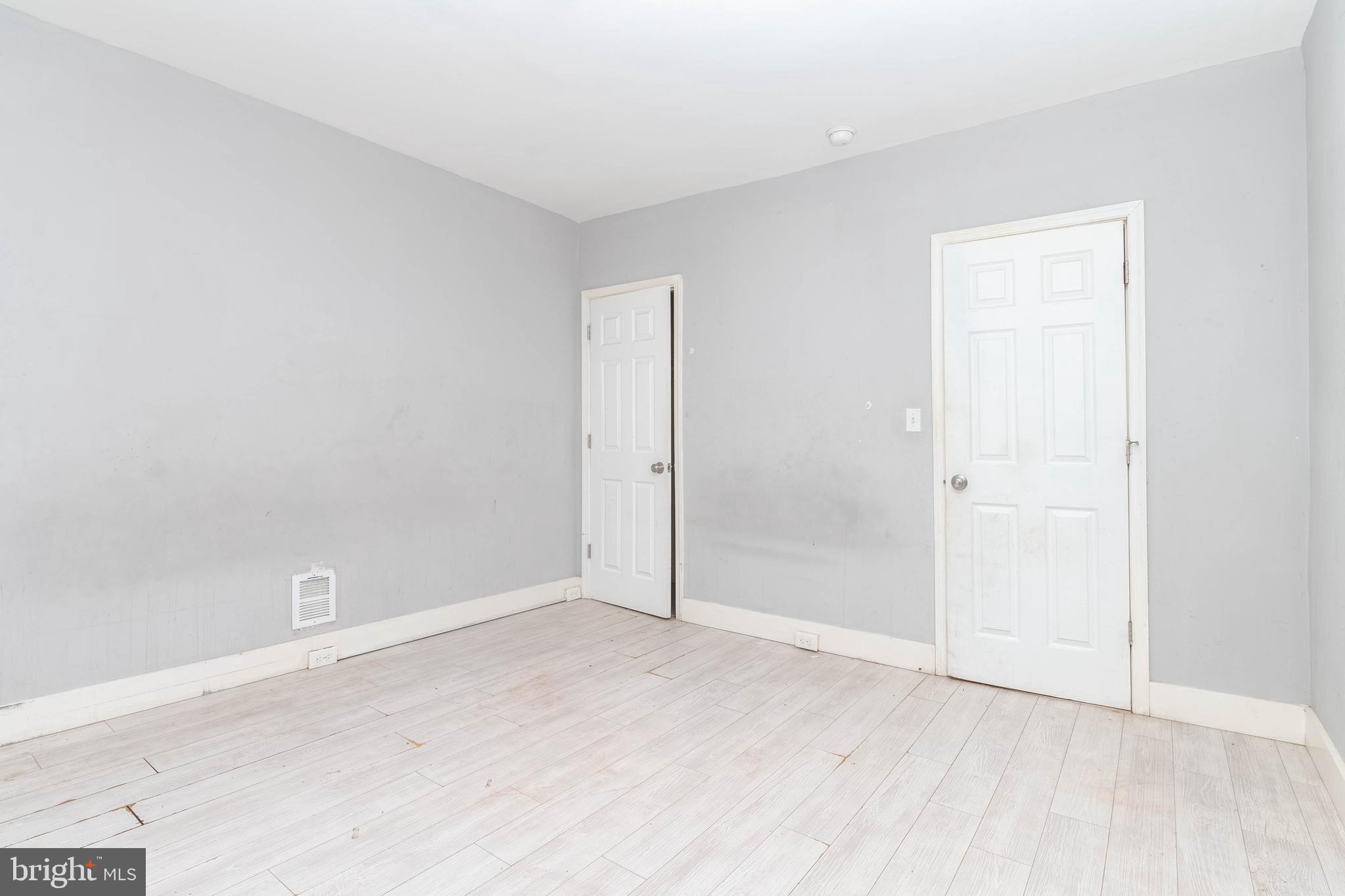 SHIPLEY HILL - Residential