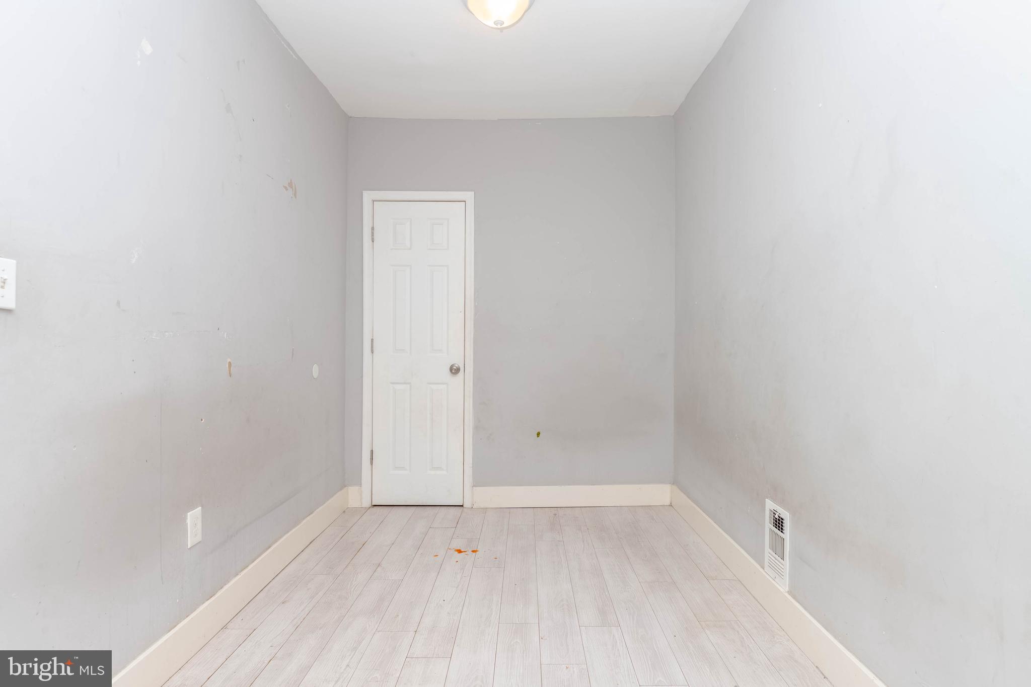 SHIPLEY HILL - Residential