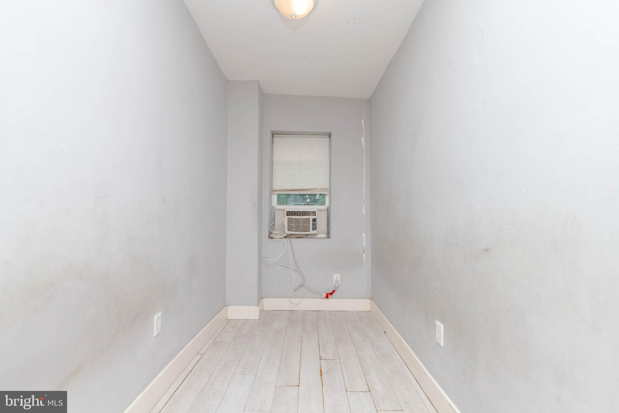 SHIPLEY HILL - Residential