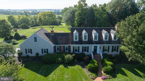 Photo of 2070 Creek Hill Road, Lancaster, PA 17601 (MLS # PALA2056524)