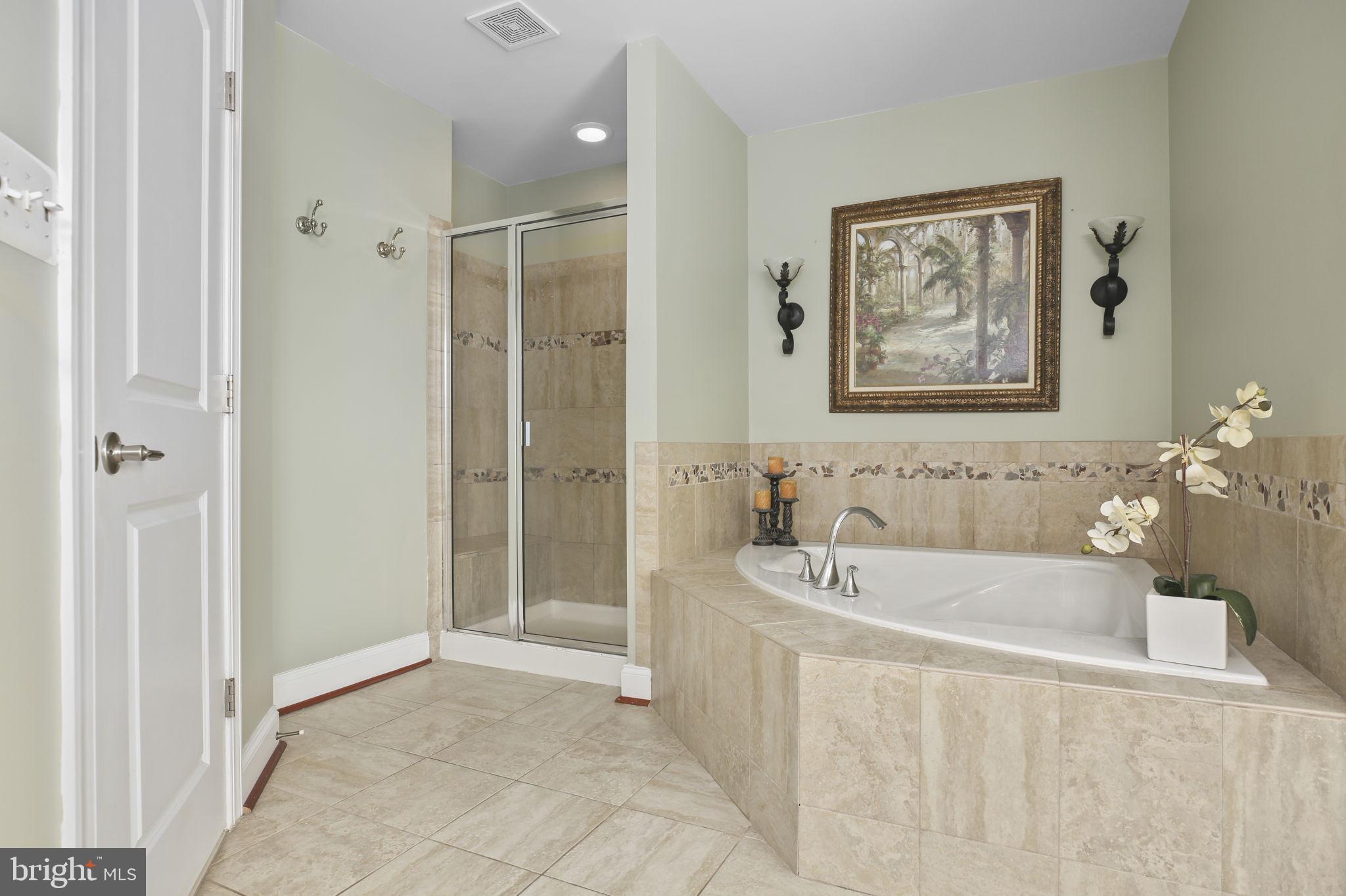 CAMBRIDGE CROSSING - Residential