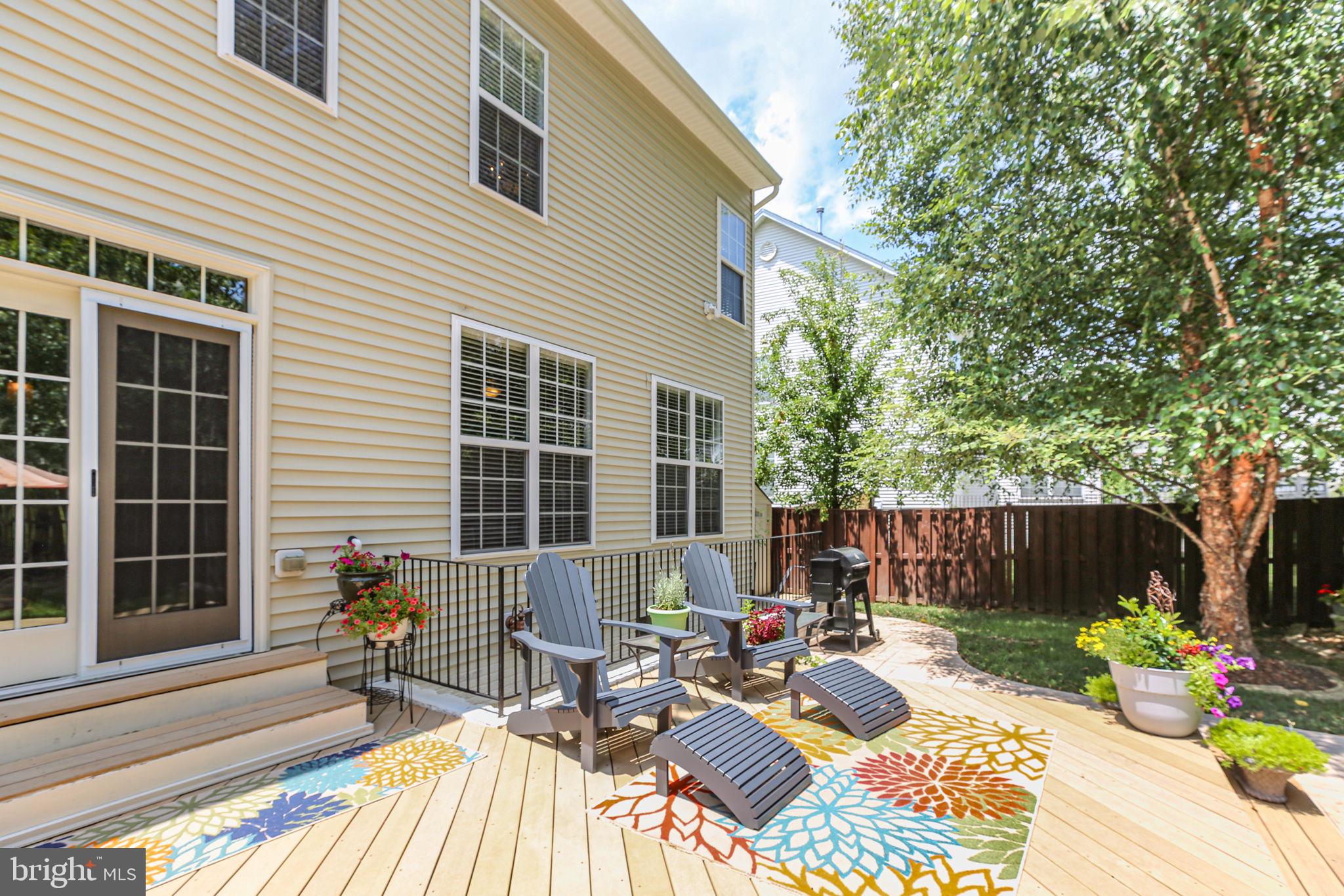 CAMBRIDGE CROSSING - Residential