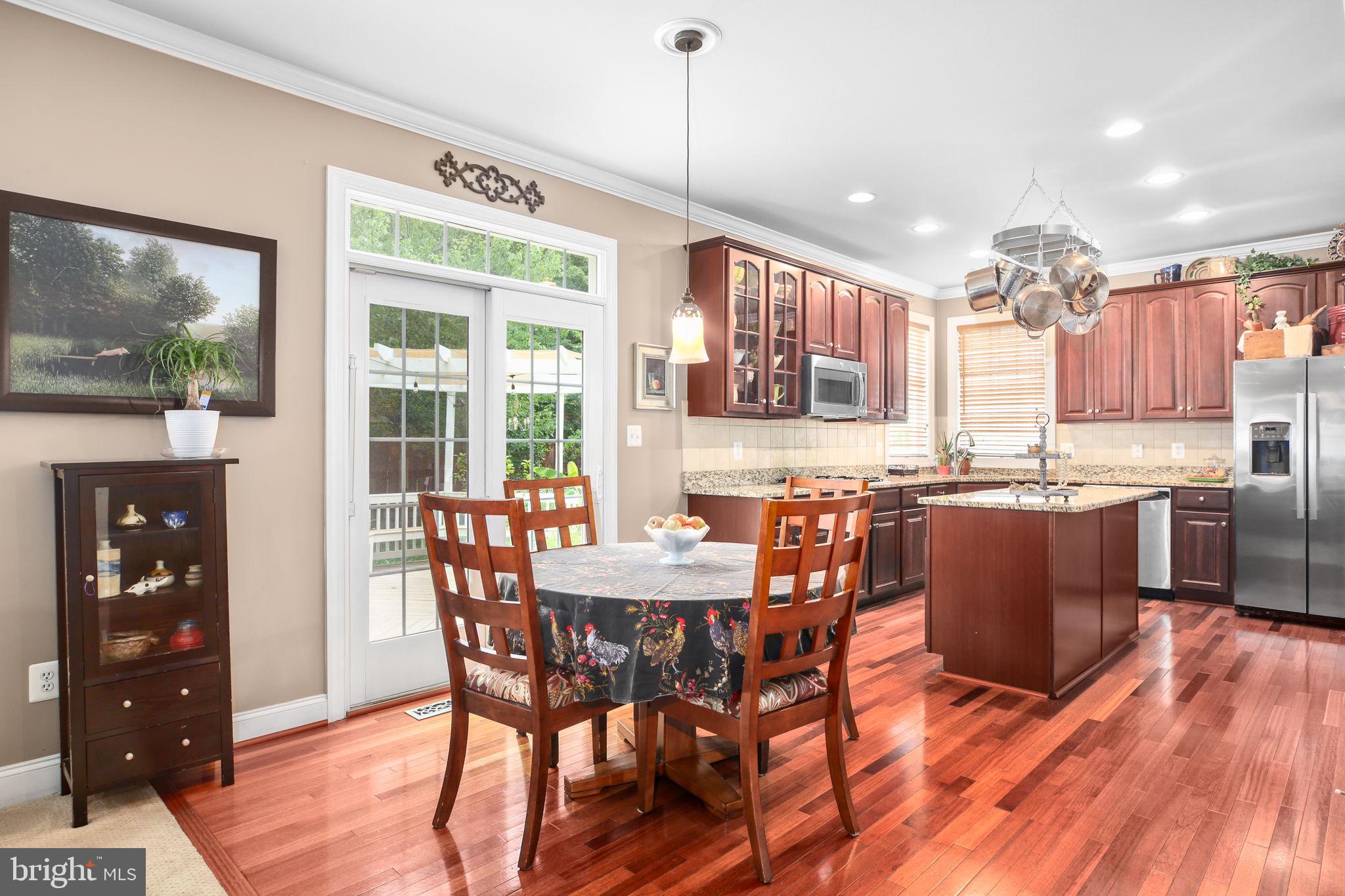 CAMBRIDGE CROSSING - Residential