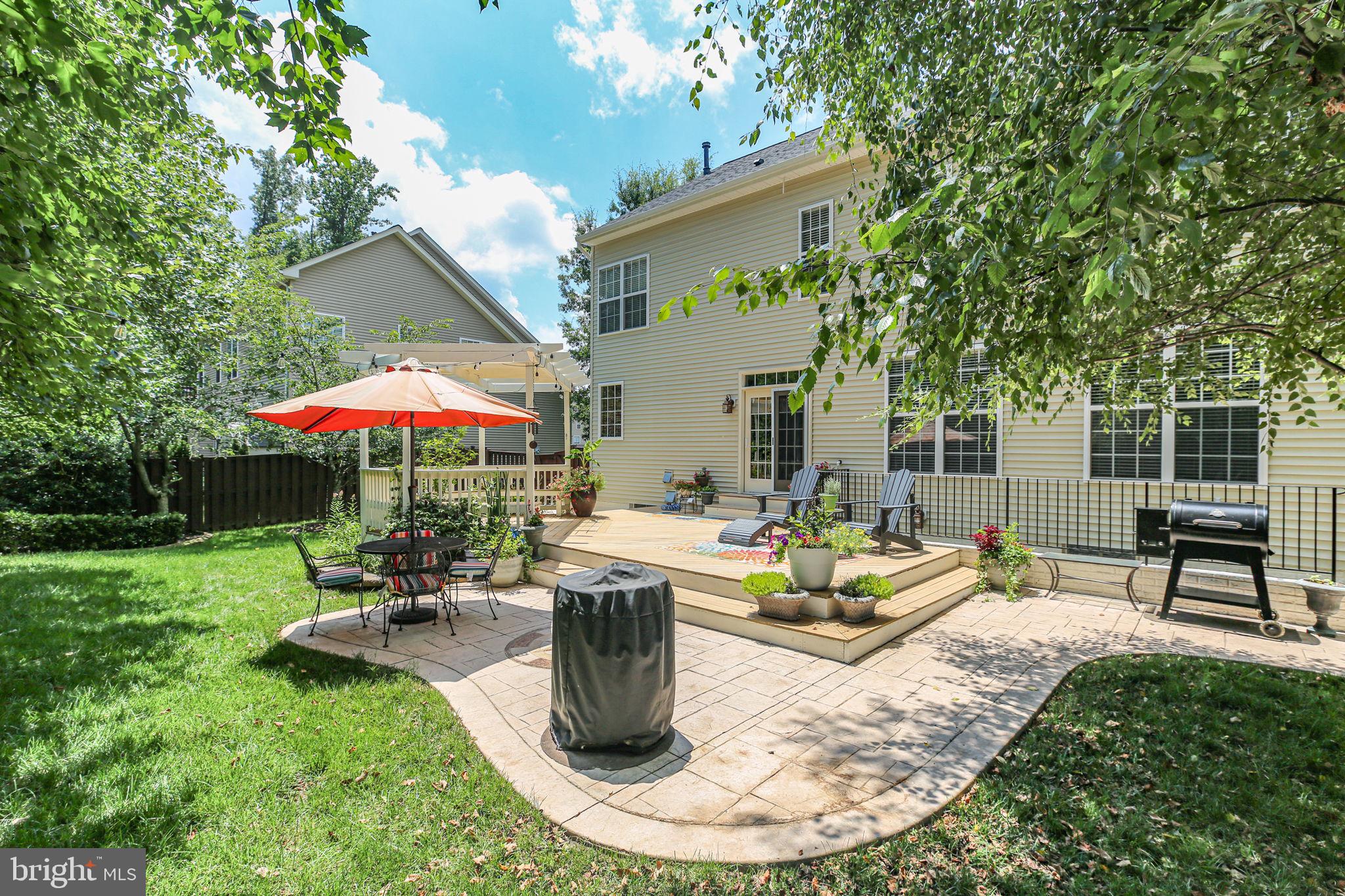 CAMBRIDGE CROSSING - Residential