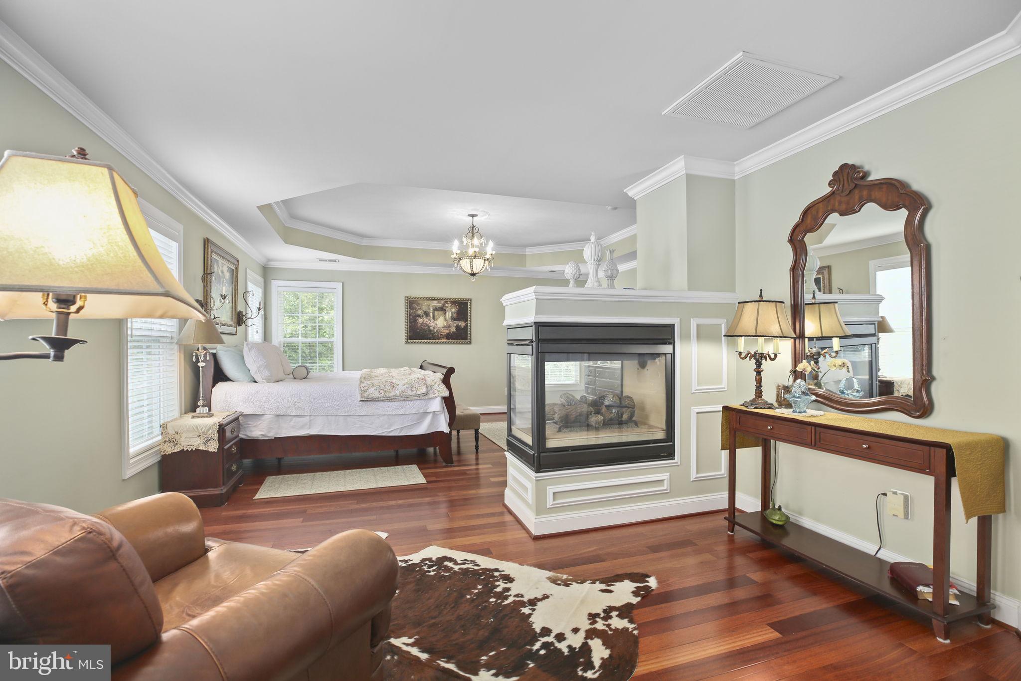 CAMBRIDGE CROSSING - Residential