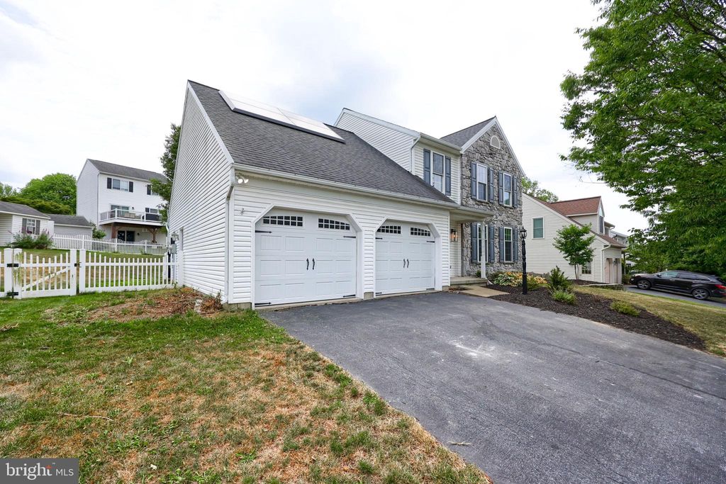 Photo of 3936 Laurel Run, COLUMBIA, PA 17512 (MLS # PALA2053128)