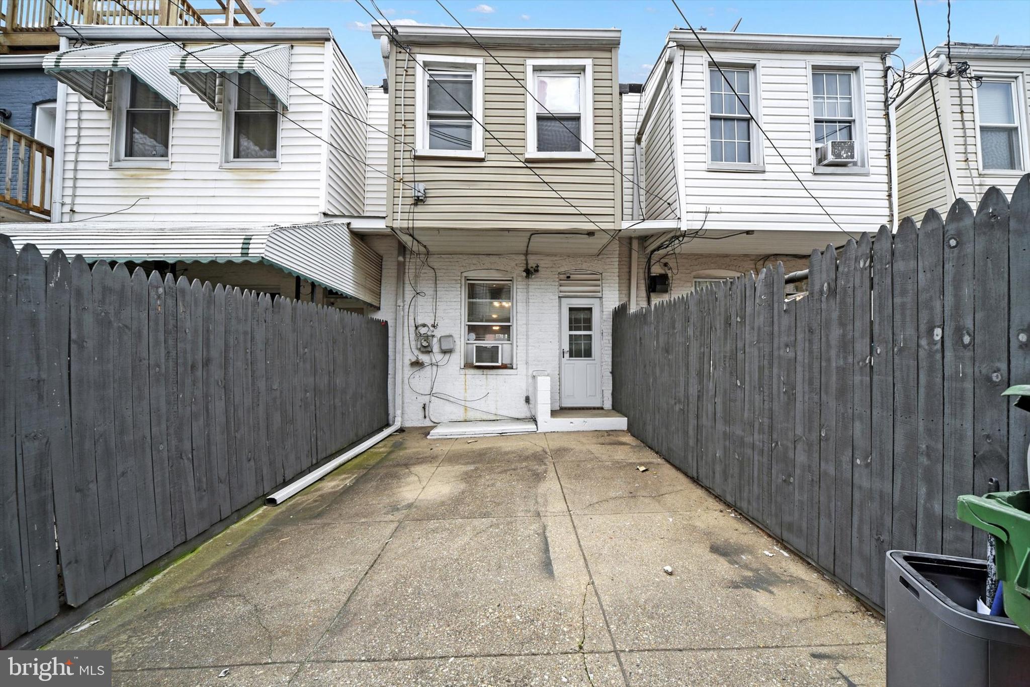 GREEKTOWN - Residential