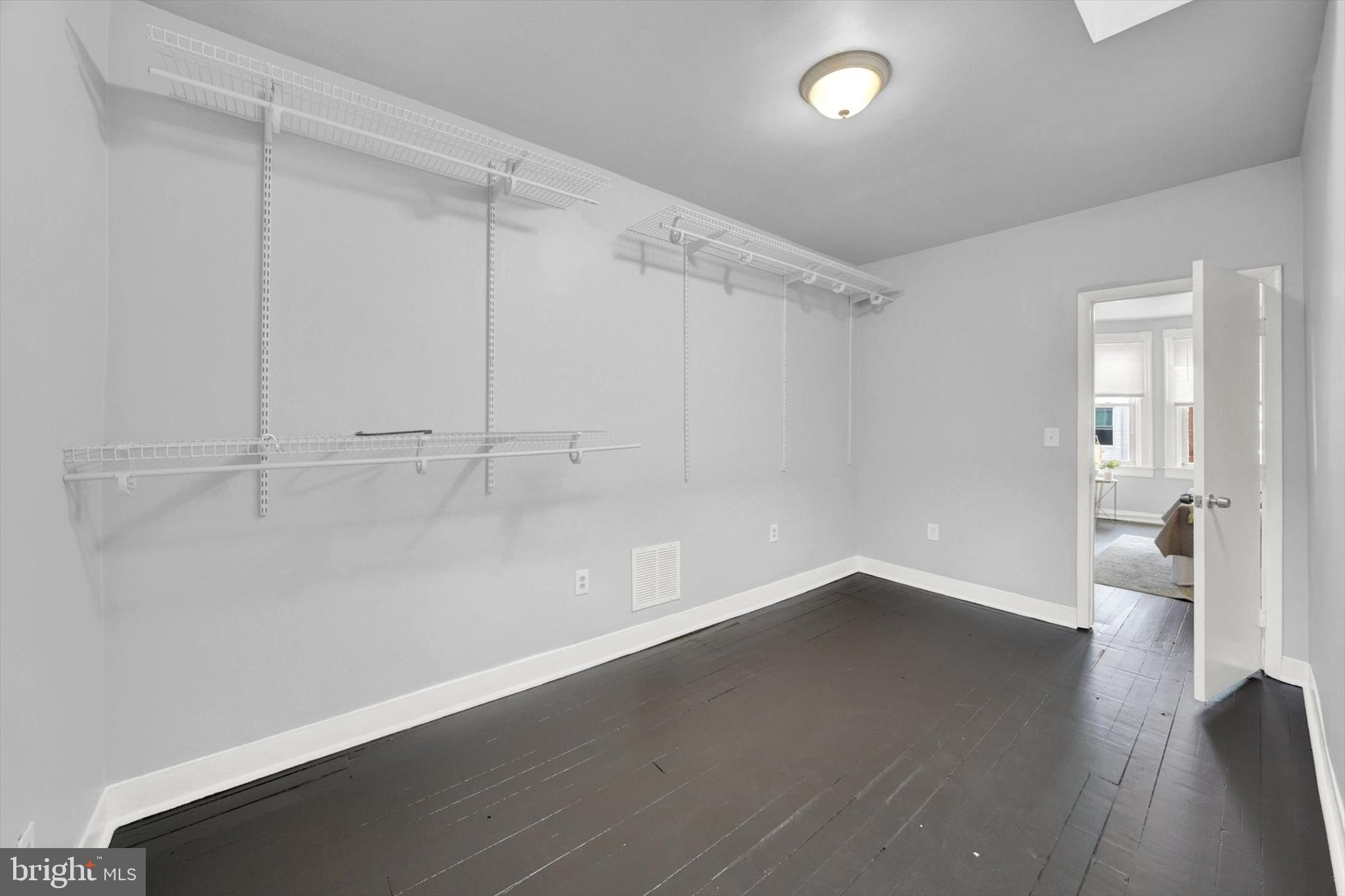GREEKTOWN - Residential