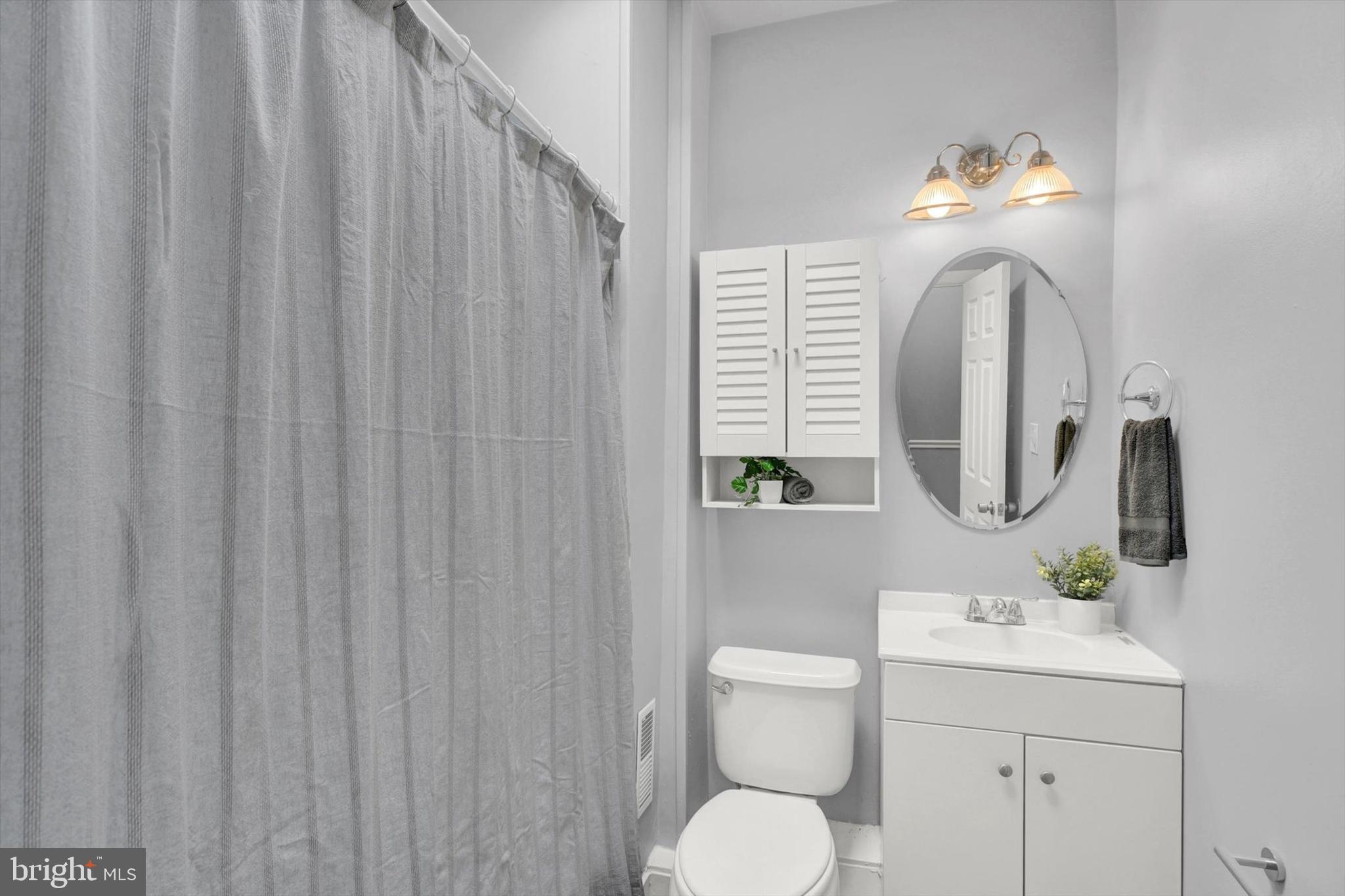 GREEKTOWN - Residential