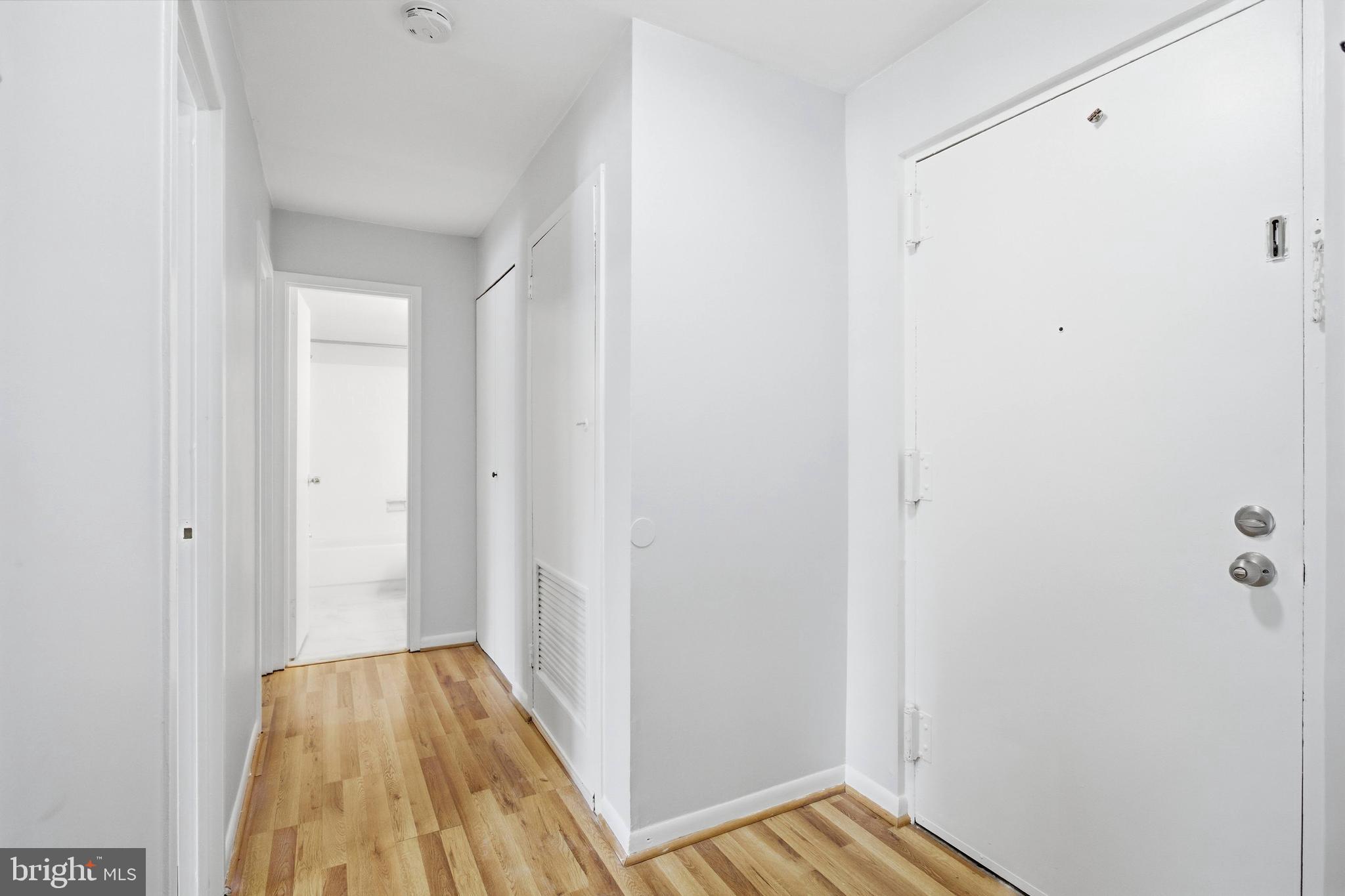 WOODLAKE TOWERS - Residential