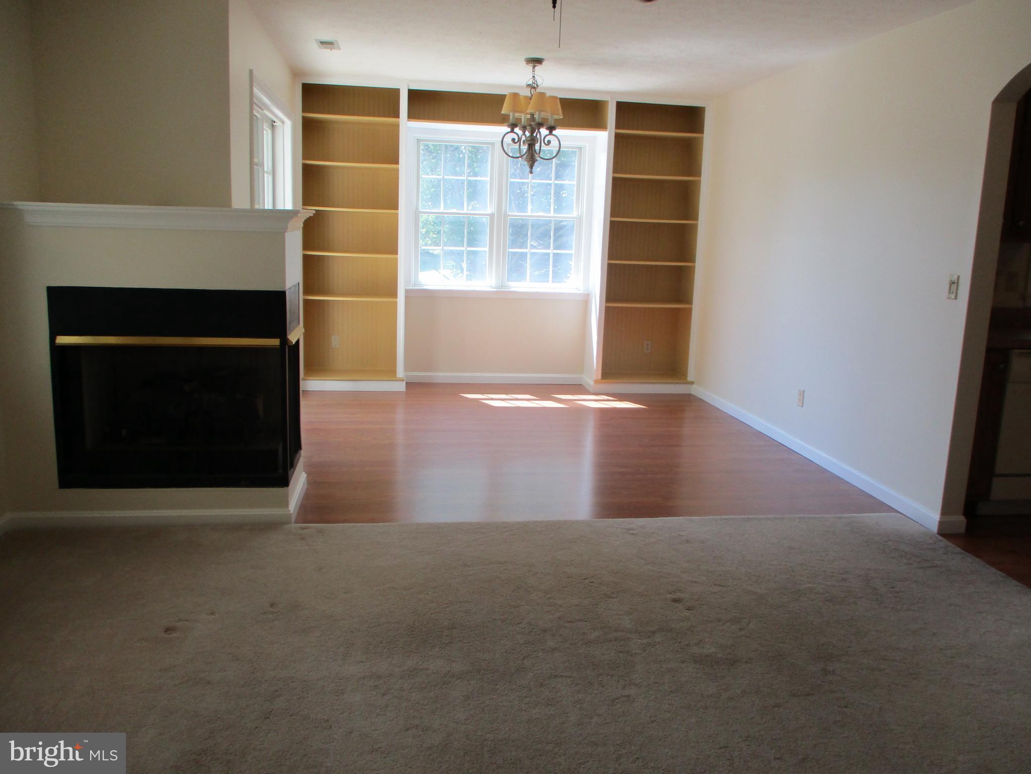 GREENVIEW WEST - Residential Lease