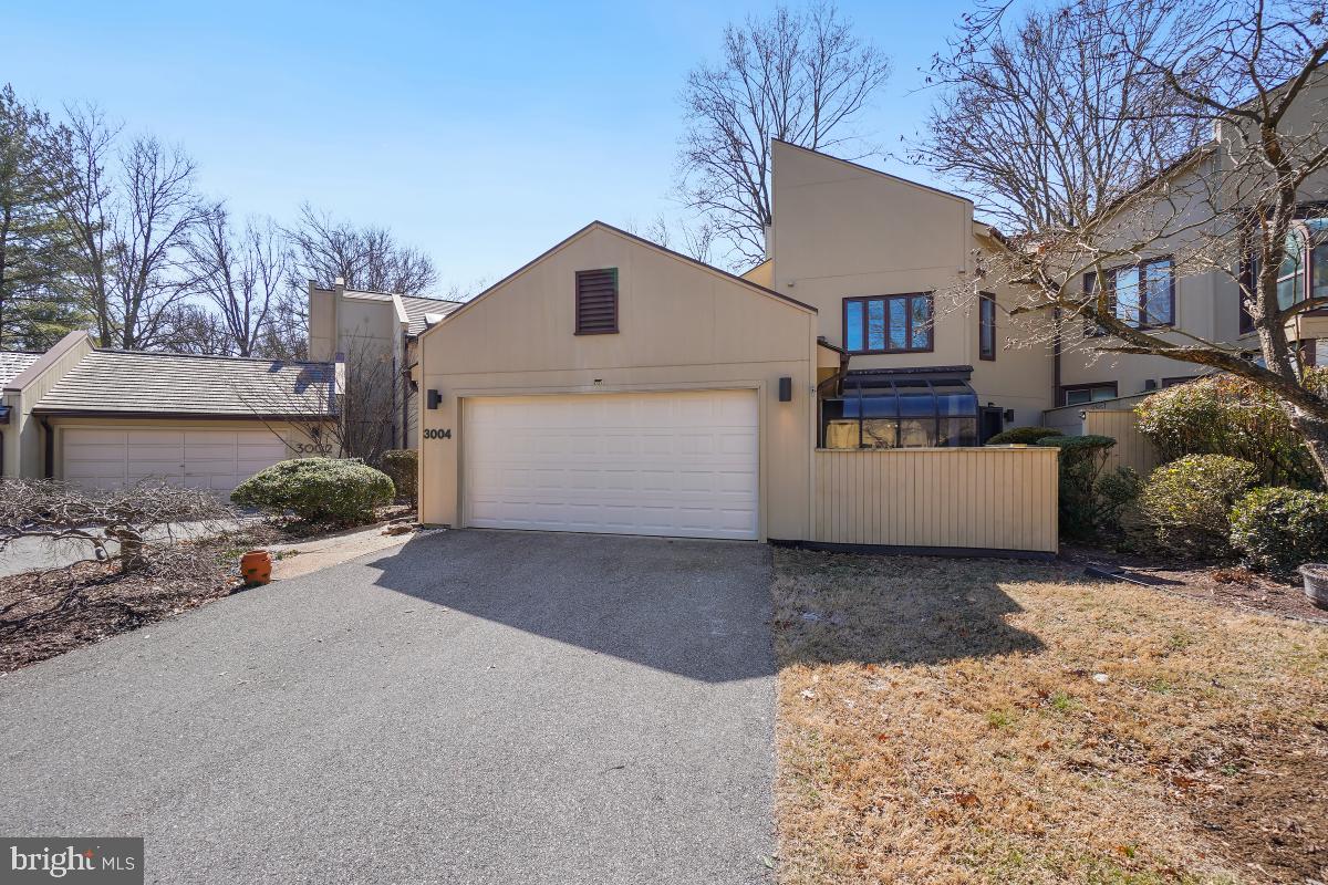 3004 COURTSIDE ROAD