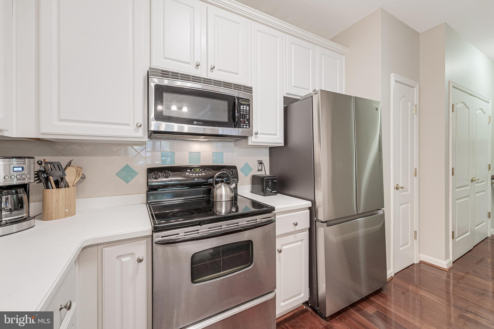 MADISON PARK AT WEST MARKET - Residential