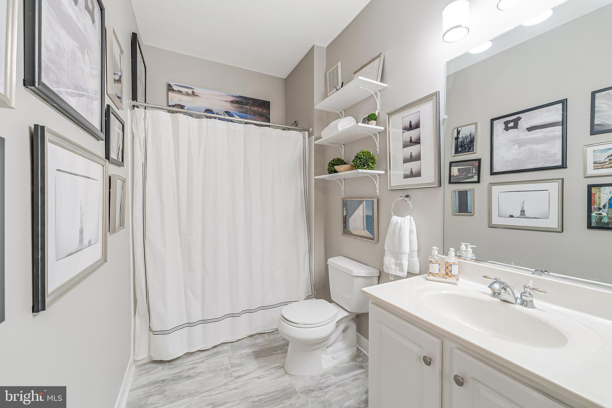 MADISON PARK AT WEST MARKET - Residential