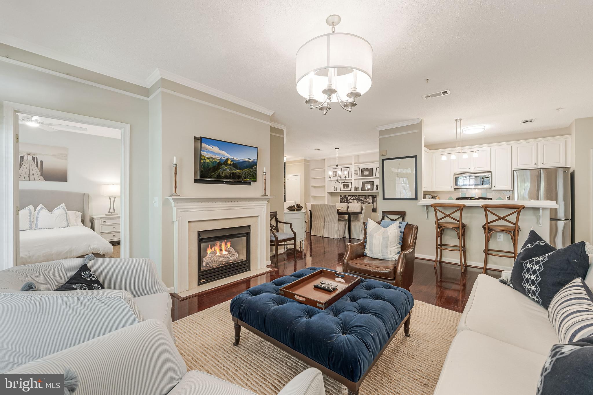 MADISON PARK AT WEST MARKET - Residential