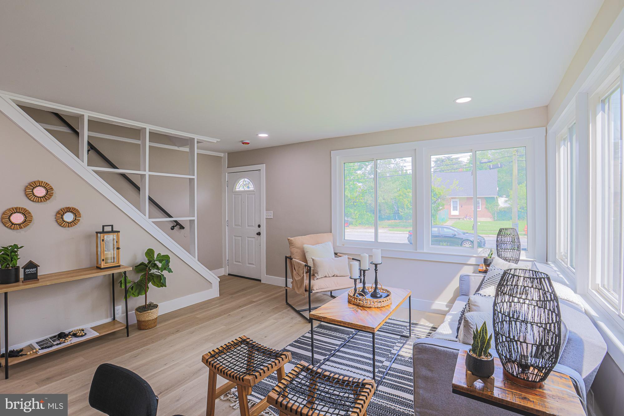 WINDSOR  MILL - Residential