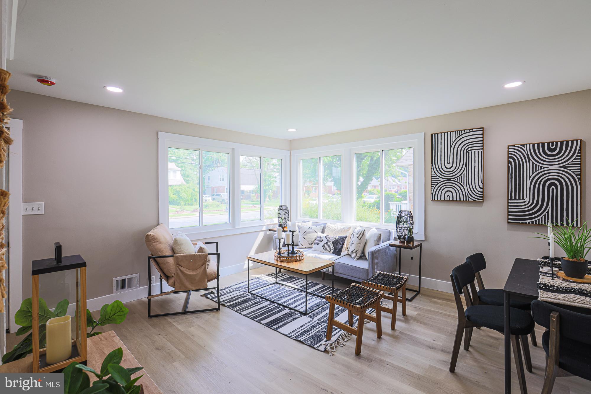 WINDSOR  MILL - Residential