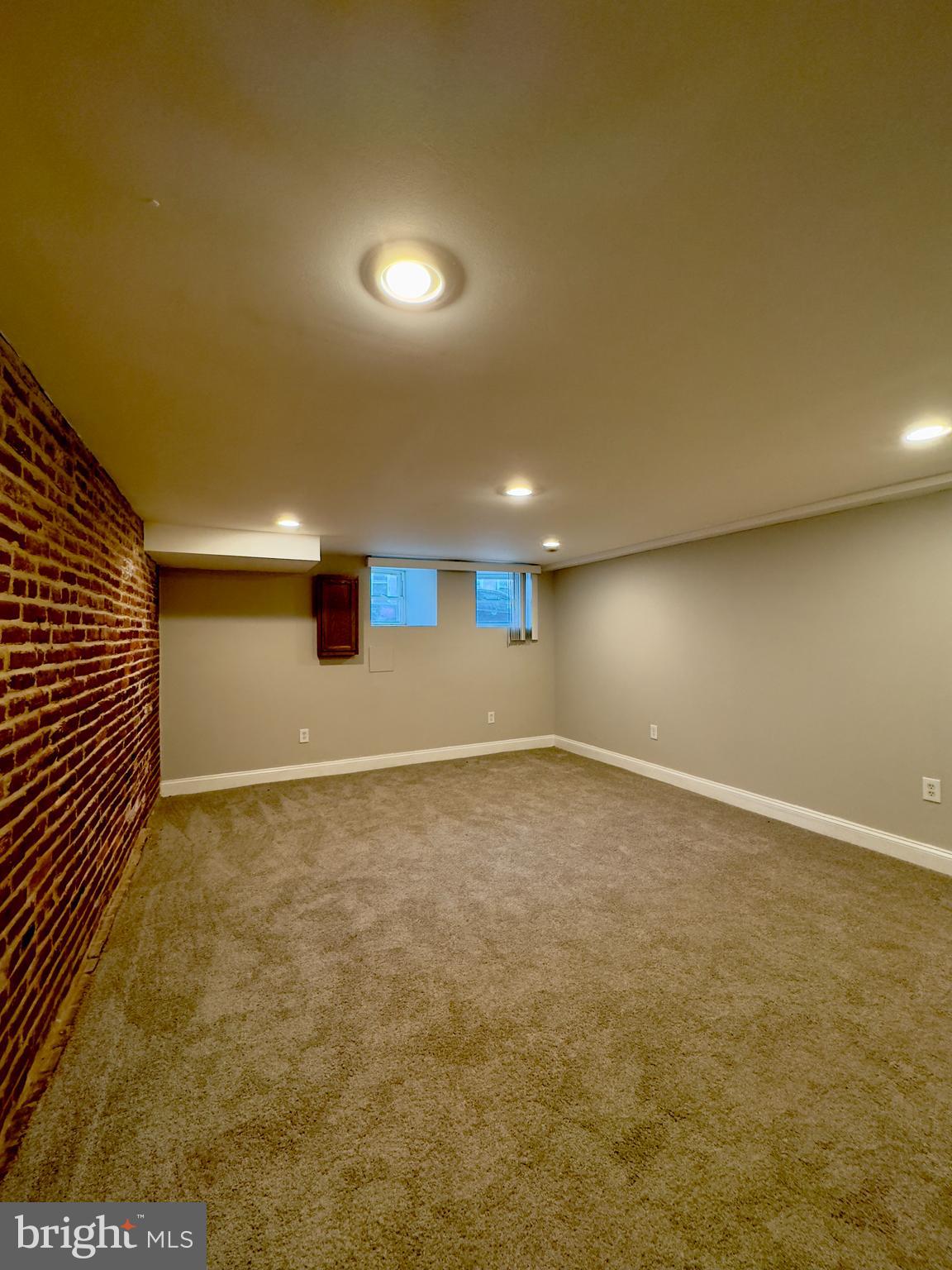 HARWOOD - Residential Lease