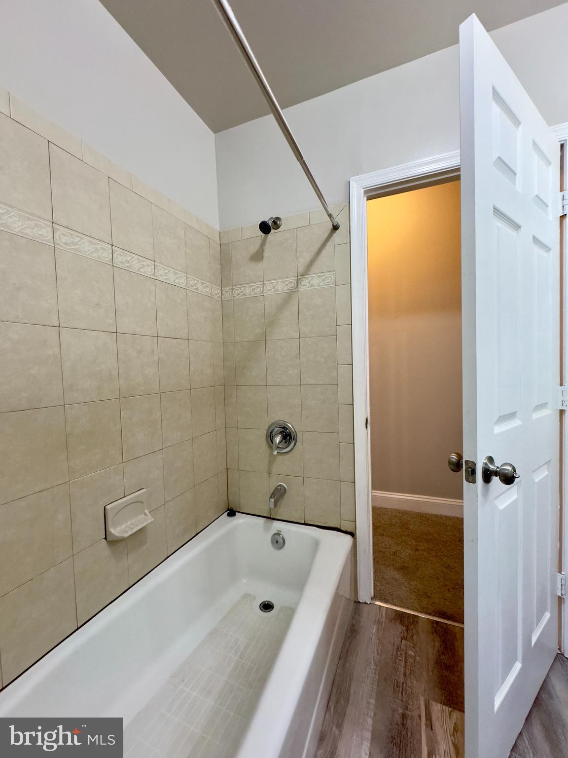 HARWOOD - Residential Lease