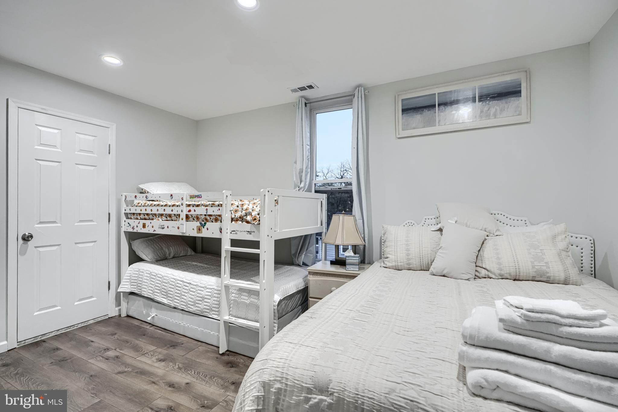 CAPITOL HEIGHTS - Residential